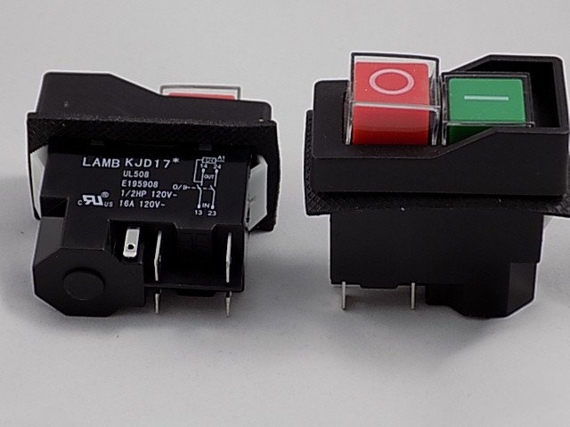 Pulsador DOBLE Rojo/Verde DPST OFF-ON 16A/120Vac (patilla Para Relé)