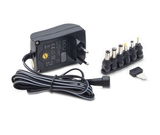 Alimentador Universal 3-12V 1500mA 18W DCU