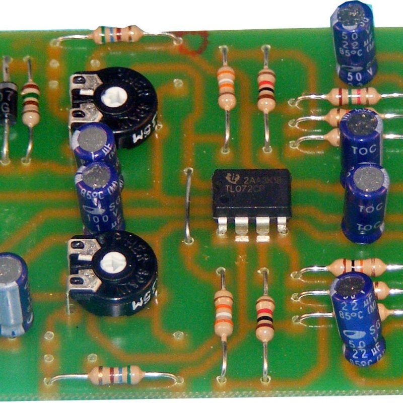 Preamplificador stereo usos generales  P-5 Cebek