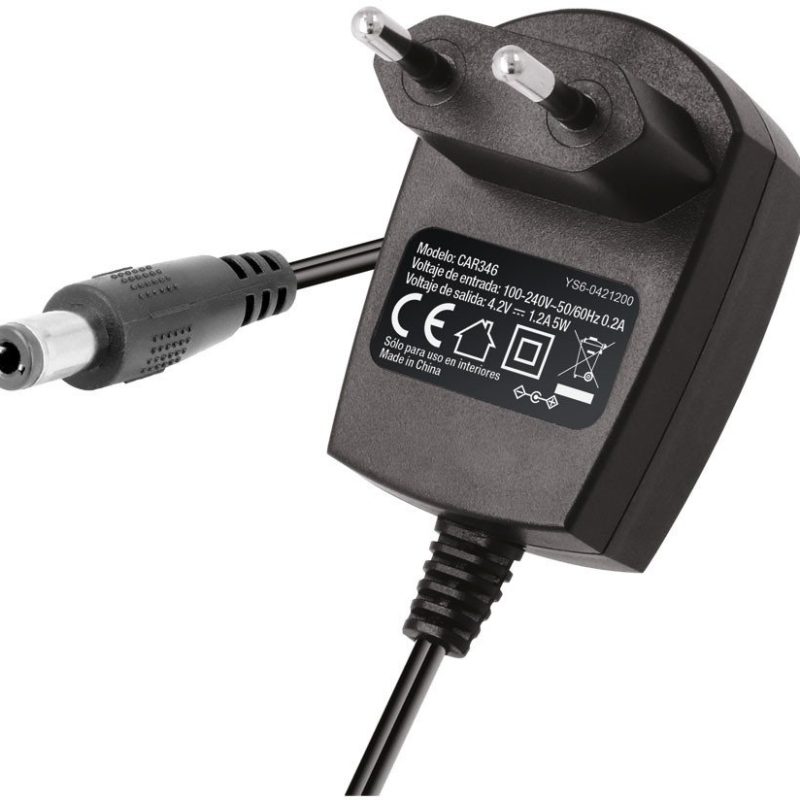 Cargador Bateria  Litio-Ion 4,2V  1,2Amp