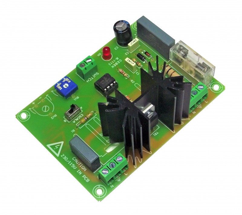 Automatismo Regulador BELEN luz efecto dia-noche 700W 230VAC Cebek R11