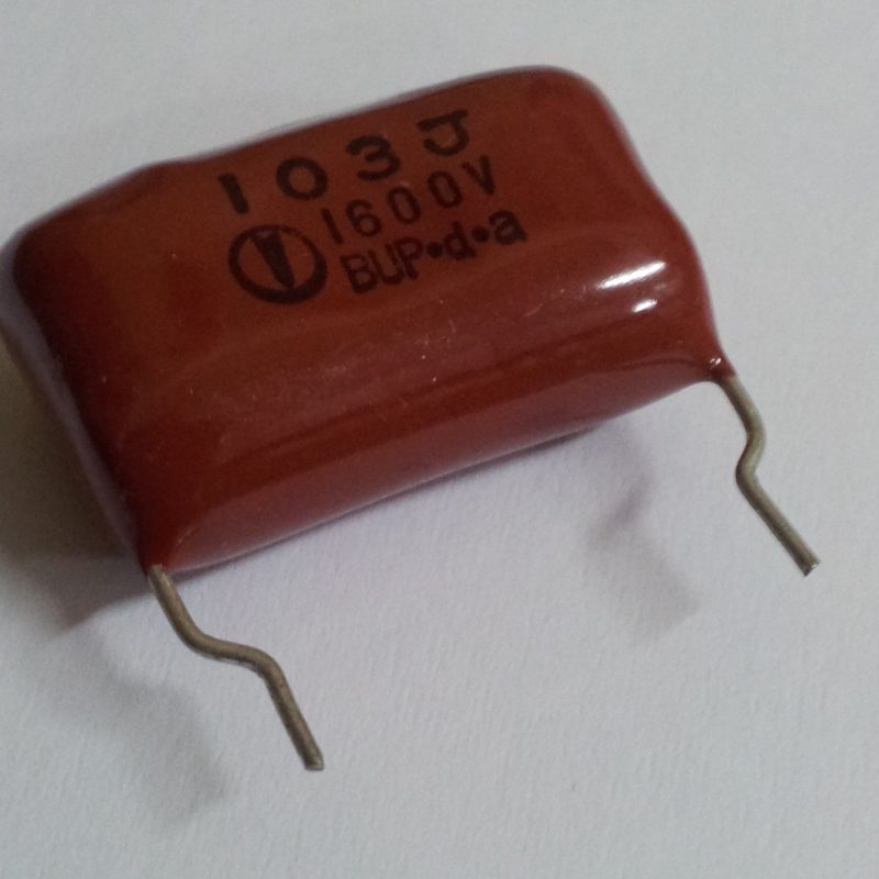 Condensador Poliester 10nF 1600V  R22.5mm 10K