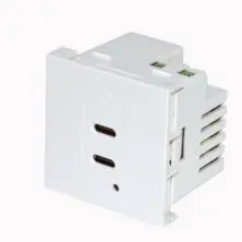 Modulo 45×45 Cargador USB-C Multimedia