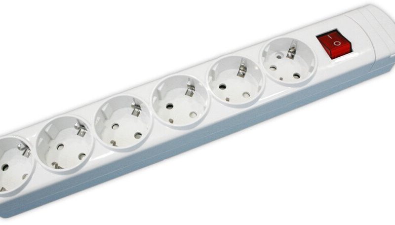 Base Multiple 6 Enchufes Interruptor Cable 1,5m BLANCA