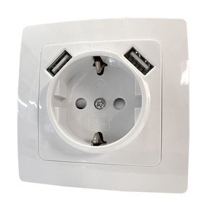 Base Schuko 1 Enchufe + 2 tomas USB