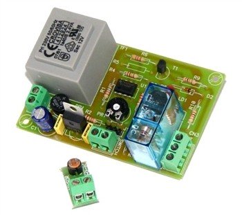 Detector luz 230V I-104 Cebek