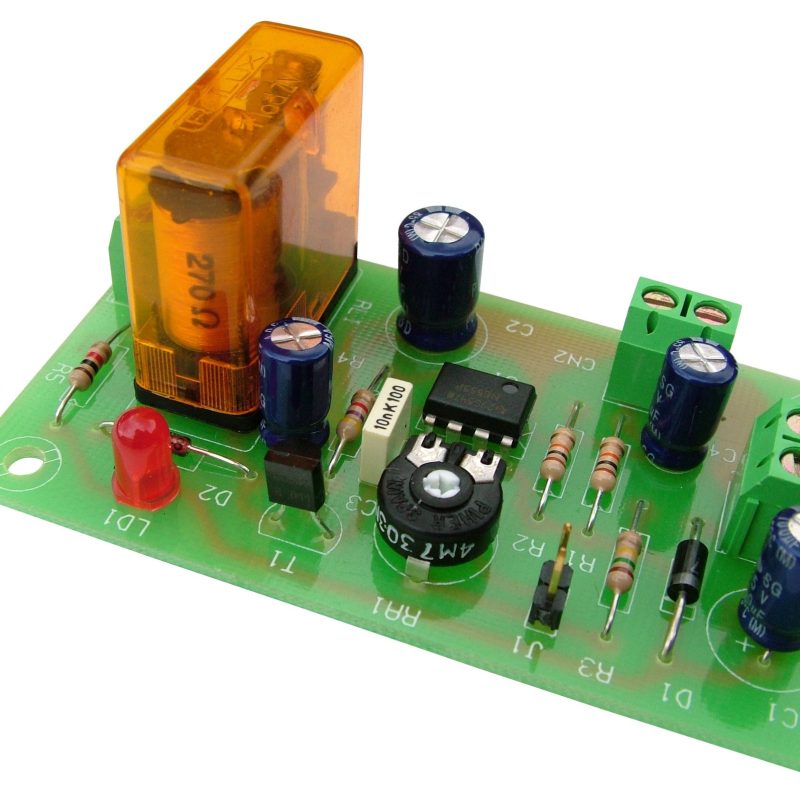 Temporizador redisparable 12V 2m-45m  Cebek  I-31