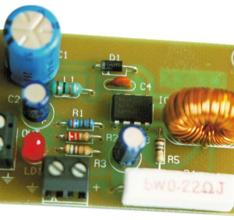 Convertidor Elevador CC-CC 15V 175mA LB-3 Cebek