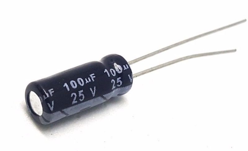 Condensador Electrolitico 100uF 25Vdc medidas 5x11mm Radial